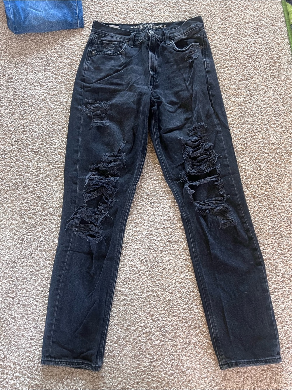 American Eagle Outfitters Black High-Rise Distressed Skinny Jeans